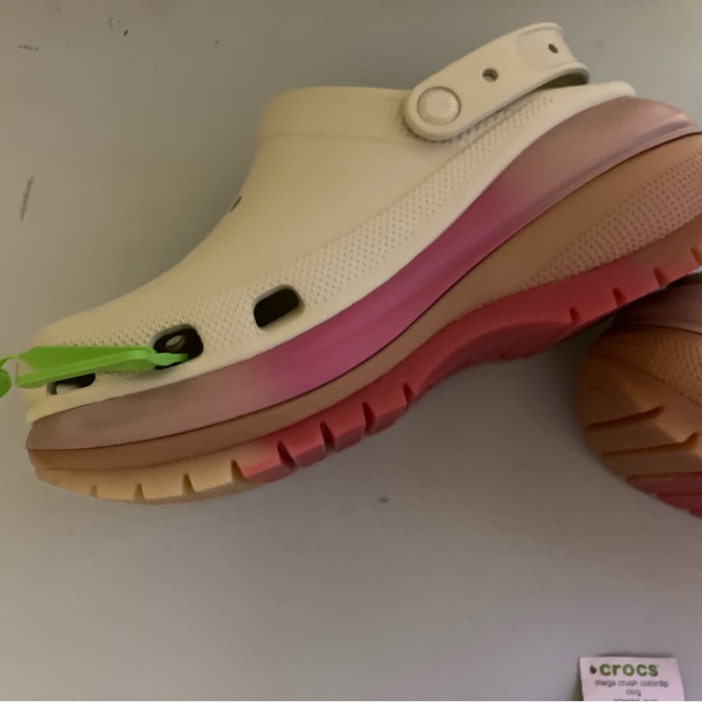Crocs mega crush colorful bone multi women’s 11
NWT